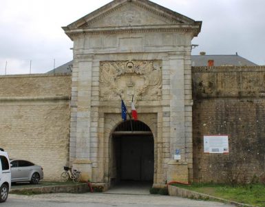 Charente-Maritime : une avocate surprise en pleins ébats sexuels avec un détenu à la centrale de Saint-Martin-de-Ré