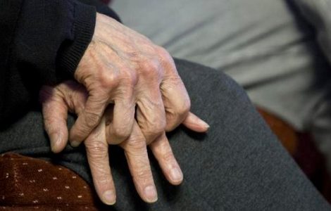 Un demi-million de seniors en situation de «mort sociale», selon une étude