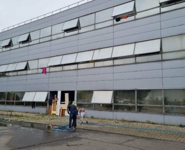 «Ils n’ont honte de rien» : la rave-party au milieu des migrants dans le Val-de-Marne fait polémique