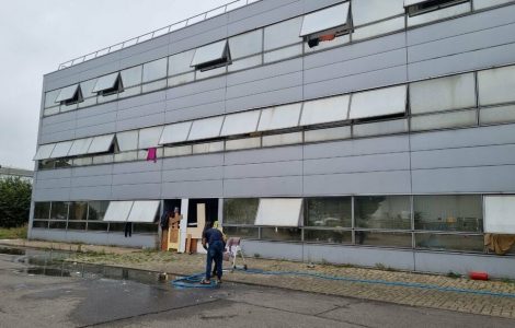 «Ils n’ont honte de rien» : la rave-party au milieu des migrants dans le Val-de-Marne fait polémique