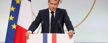 Emmanuel Macron « demande pardon » aux harkis et annonce une loi de « reconnaissance et de réparation »