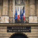 La «générosité» de l’accueil des mineurs étrangers génère un «appel d’air», déclare une responsable de la Justice