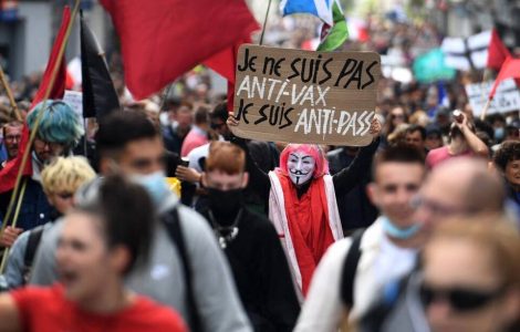Lyon : Quatre militants antifa écroués pour des violences lors d’une manifestation anti-pass sanitaire