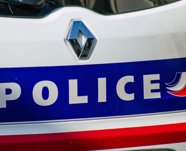 Orléans : Attaqué à la hache, un homme a la main tranchée, deux suspects interpellés