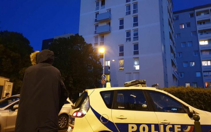 Fusillades en série à Boissy-Saint-Léger : trois hommes condamnés après la découverte d’un arsenal de guerre