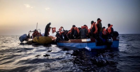 Migrants : Emmanuel Macron veut un nouveau traité UE-Afrique