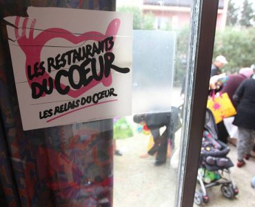 Des bénévoles des Restos du cœur du Var rechignaient à aider les sans papiers et les migrants, ils ont démissionné