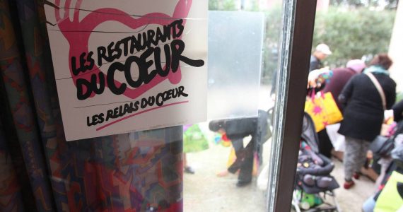 Des bénévoles des Restos du cœur du Var rechignaient à aider les sans papiers et les migrants, ils ont démissionné