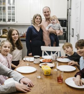 Voyage dans la Hongrie de Viktor Orban : familles, je vous paie…