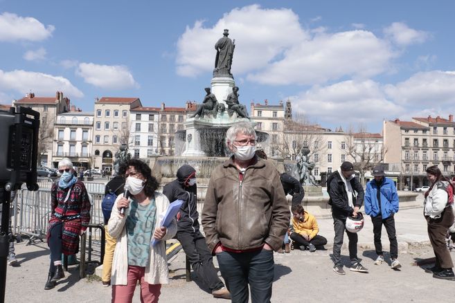 Expulsion de Madama : le couple qui accueillait le jeune Malien placé en garde à vue