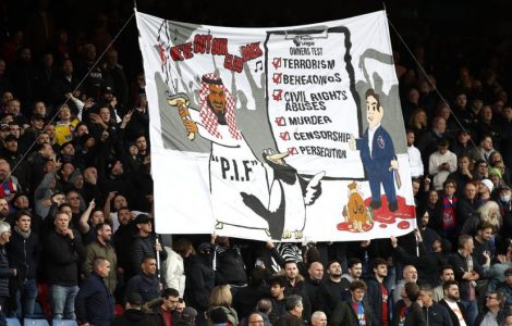 La police ouvre une enquête sur une banderole contre le propriétaire saoudien de Newcastle
