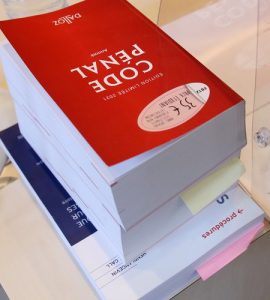 Aude : "Je ne reconnais pas l'avoir frappé, mais c'est possible !"