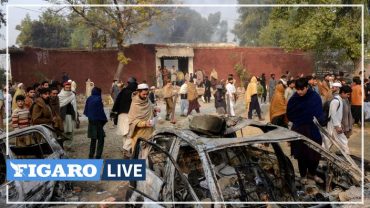 Pakistan : un poste de police où était gardée une personne suspectée de blasphème incendié par une foule en colère