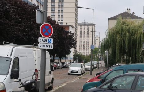 Tours : un homme de 19 ans tabassé à coups de batte et de machette