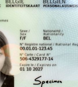 Féminin ou masculin, une catégorisation trop binaire: le sexe va disparaître de la carte d'identité belge