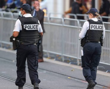 Plus de policiers, mais moins d’enquêtes élucidées ces dernières années, constate la Cour des comptes