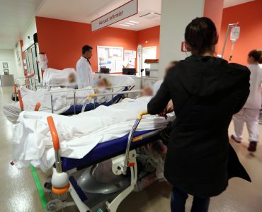 "On est là pour sauver des vies, pas pour risquer la nôtre", émoi à l'hôpital après des agressions aux urgences