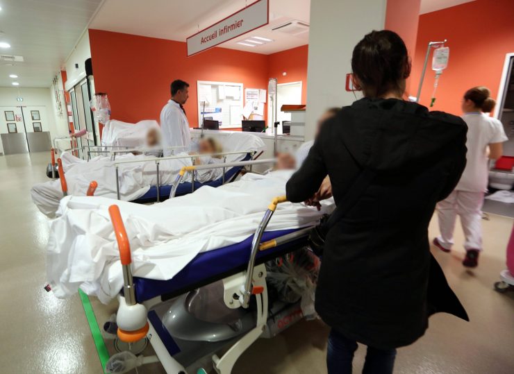 "On est là pour sauver des vies, pas pour risquer la nôtre", émoi à l'hôpital après des agressions aux urgences