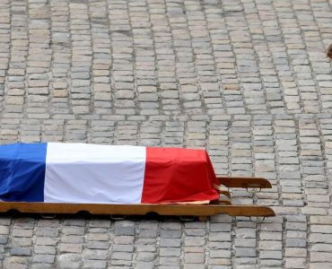 En rendant hommage à Hubert Germain et Joséphine Baker, Emmanuel Macron entend passer un message contre l’extrême droite