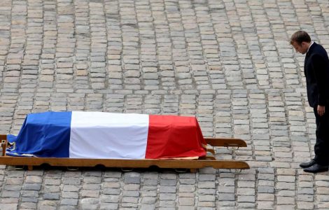 En rendant hommage à Hubert Germain et Joséphine Baker, Emmanuel Macron entend passer un message contre l’extrême droite