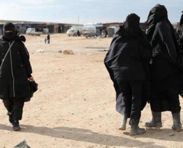 Belges en Syrie: une des six femmes rapatriées circule librement