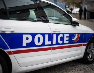 Des migrants agressés au sabre sur un campement parisien, une victime dans un état grave