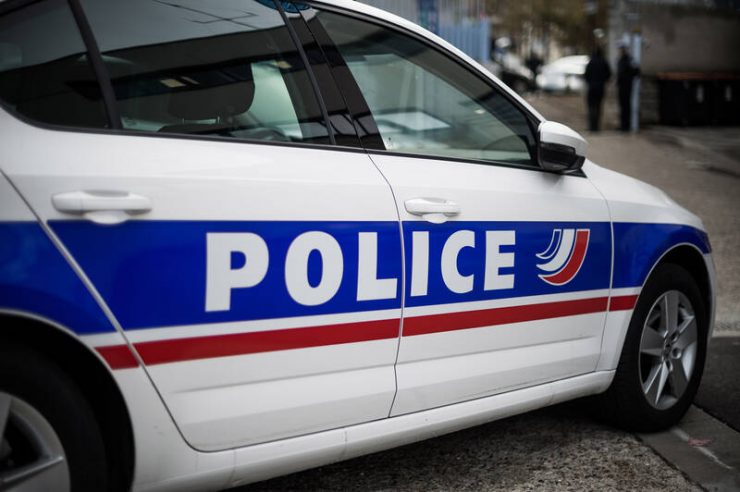 Des migrants agressés au sabre sur un campement parisien, une victime dans un état grave