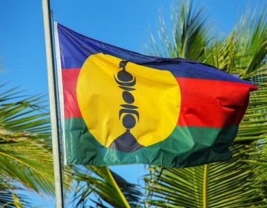 Nouvelle-Calédonie : le CSA interpellé sur des clips de campagne jugés «racistes»