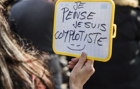 Les 10-15 ans majoritairement séduits par les théories du complot, selon une étude