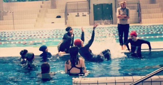 Burkini à la piscine municipale : la Ville de Grenoble répond par "ni oui ni non"