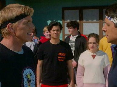 « Cobra Kai », la série qui se moque des wokes et des boomers