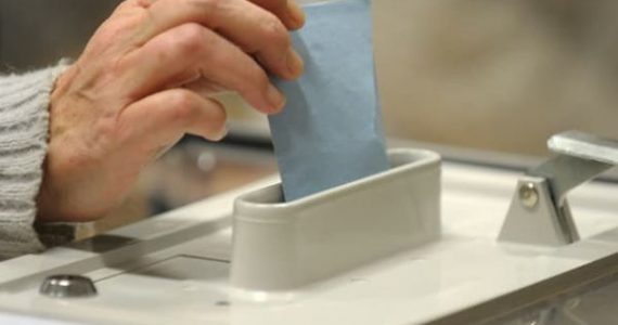 Bouches-du-Rhône: prison ferme pour un élu pour avoir tenté de saboter une élection