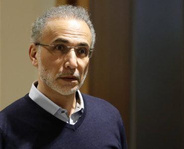 800 personnes conviées à un débat avec Tariq Ramadan à Carros: la polémique enfle contre le prédicateur accusé de viols