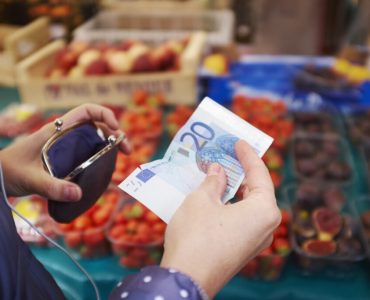 Témoignage. Pouvoir d'achat : la "galère" d'une maman célibataire, entre intérim et chômage