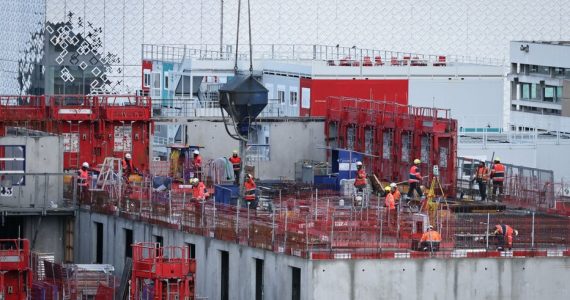 Immigration clandestine en Île-de-France : les fraudeurs du BTP auraient blanchi 41 millions d’euros