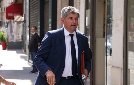 LR : Gilles Platret «prend du recul» par rapport à Valérie Pécresse