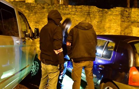Nantes. Le voleur tente de dérober le téléphone d’un policier en civil