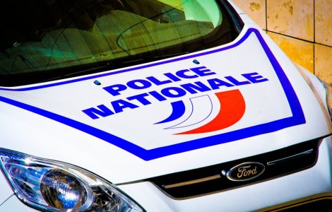 Un commissaire de police hors service tabassé pour avoir voulu empêcher un vol dans une supérette