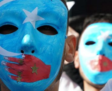Sauf LFI, l’Assemblée nationale reconnaîtun «génocide» des Ouïgours