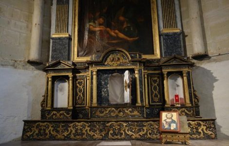 Vol et profanation dans l'église de Genouilly