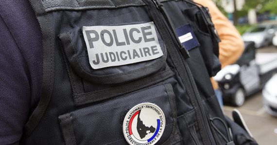 Cavaillon : Une voiture criblée de balles et une joggeuse mise en joue, le tireur en fuite