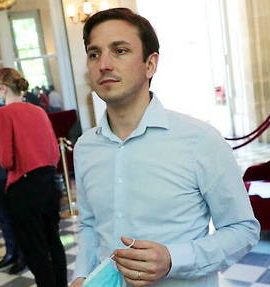 Victime d’une agression, le député Aurélien Taché s’en prend aux policiers