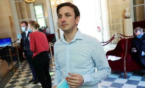 Victime d’une agression, le député Aurélien Taché s’en prend aux policiers