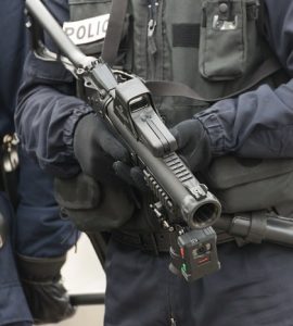 Yvelines. Le poste de la police municipale visé par des tirs de mortiers à Montigny-le-Bretonneux