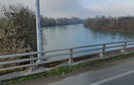 Quatre hommes, accusés d'avoir jeté un sexagénaire du haut d'un pont, jugés à Toulouse