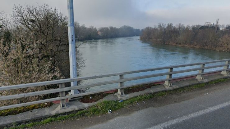 Quatre hommes, accusés d'avoir jeté un sexagénaire du haut d'un pont, jugés à Toulouse