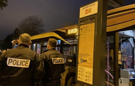 Un chauffeur de bus poignardé à Avion, le réseau totalement interrompu