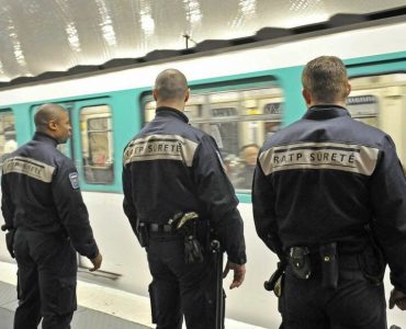 Paris : un agent de la sûreté RATP se prend un coup de couteau sur le quai du métro