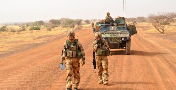 Après les attentats au Bénin, l'armée française tue 40 jihadistes au Burkina