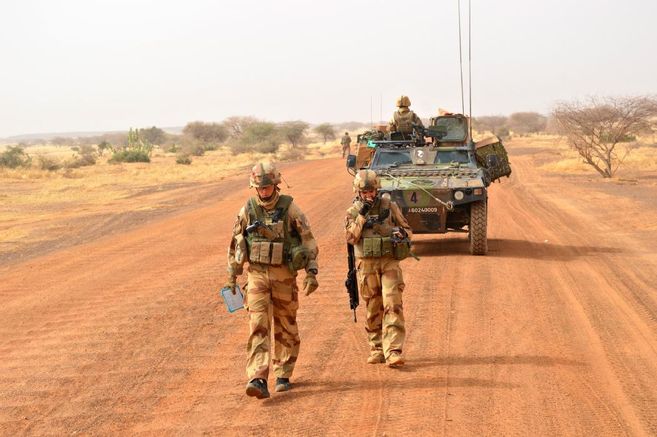 Après les attentats au Bénin, l'armée française tue 40 jihadistes au Burkina